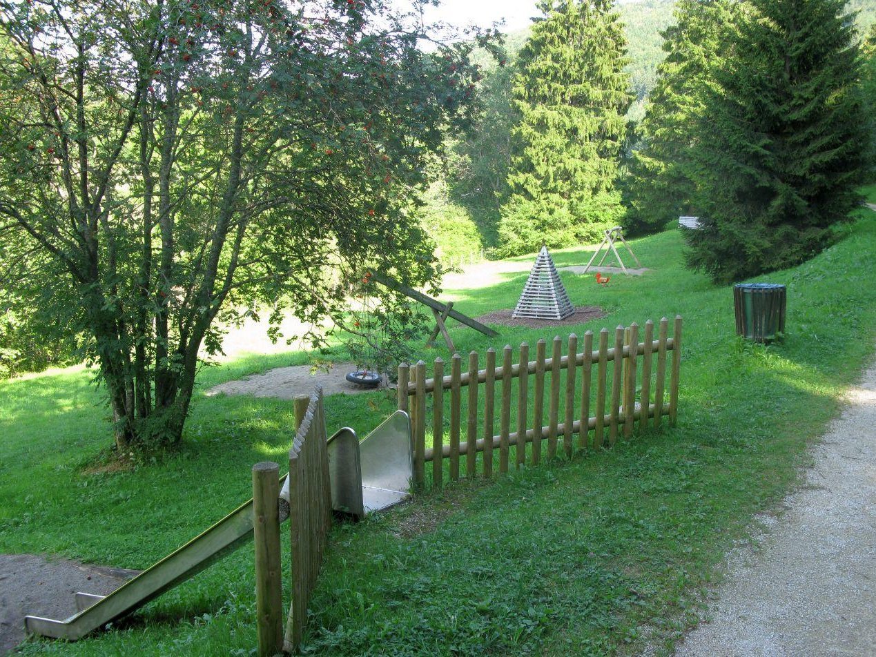 Spielplatz beim Stausee