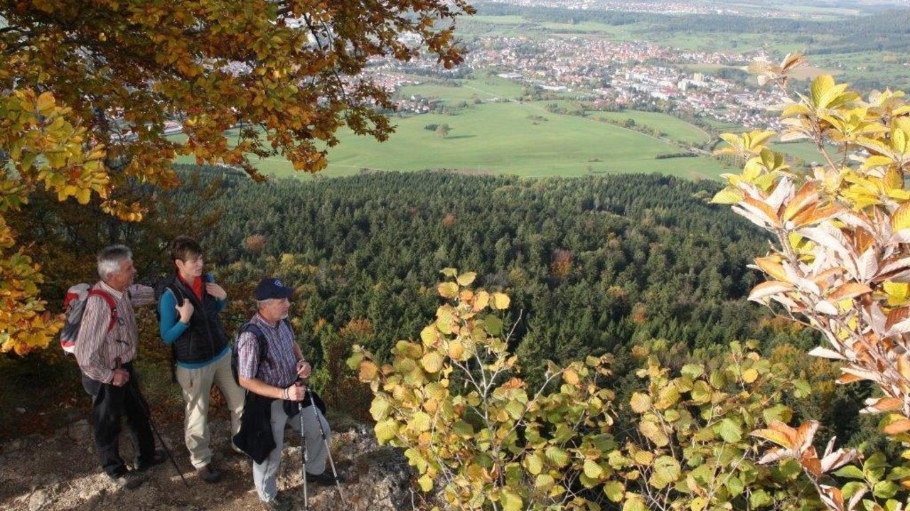 Am Aussichtspunkt Tieringer Hörnle